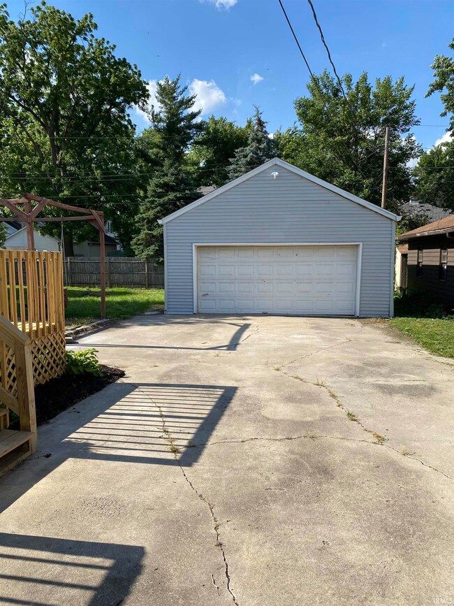 1001 E 6th St, Fowler, IN 47944 - photo 4