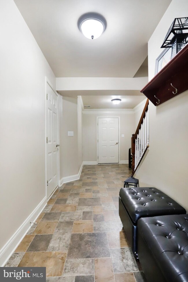 241 Whitley Dr, Chambersburg, PA 17201 - photo 7