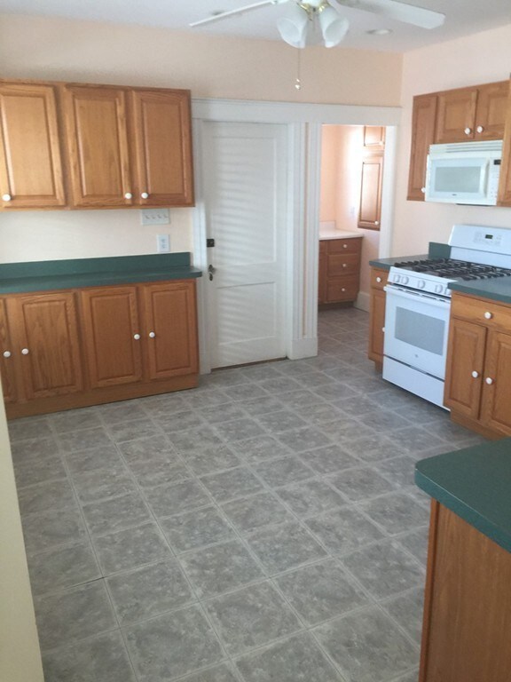 25 Hilltop St unit 1, Boston, MA 02124 - photo 2