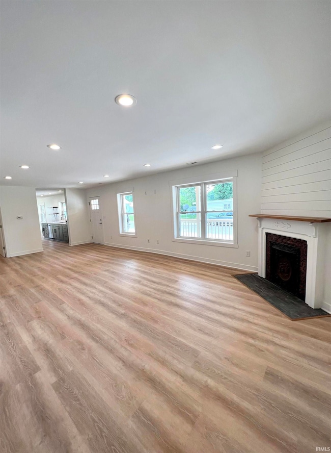 220 10th St, Covington, IN 47932 - photo 3