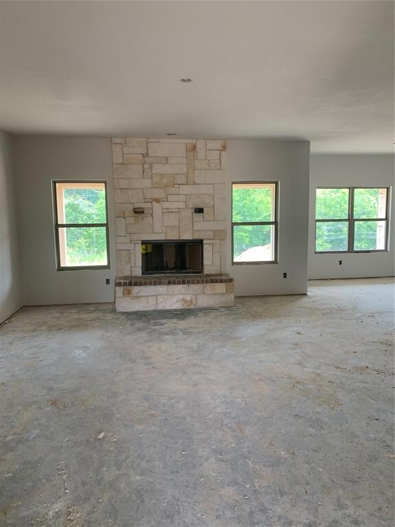 439 W Browder Cir, Azle, TX 76020 - photo 2