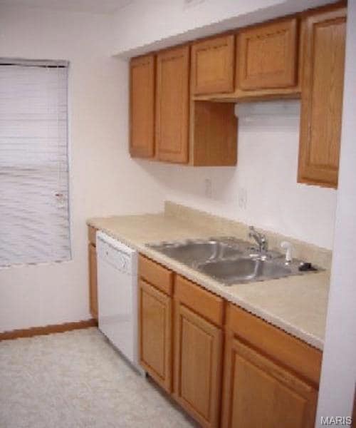 459 Ponderosa Ave unit C, O Fallon, IL 62269 - photo 3