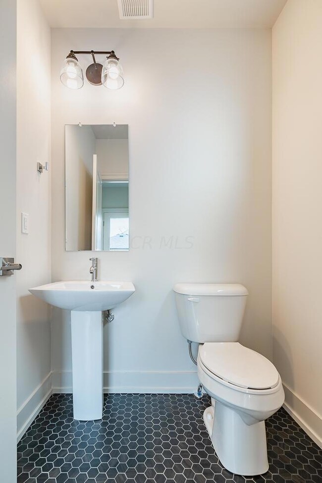 1415_N_4th_Lykens_Companies_DSC09882-HDR