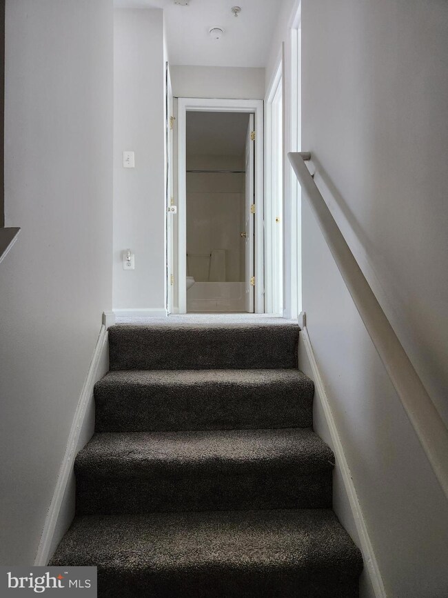 1104 N Stockton St, Baltimore, MD 21217 - photo 7