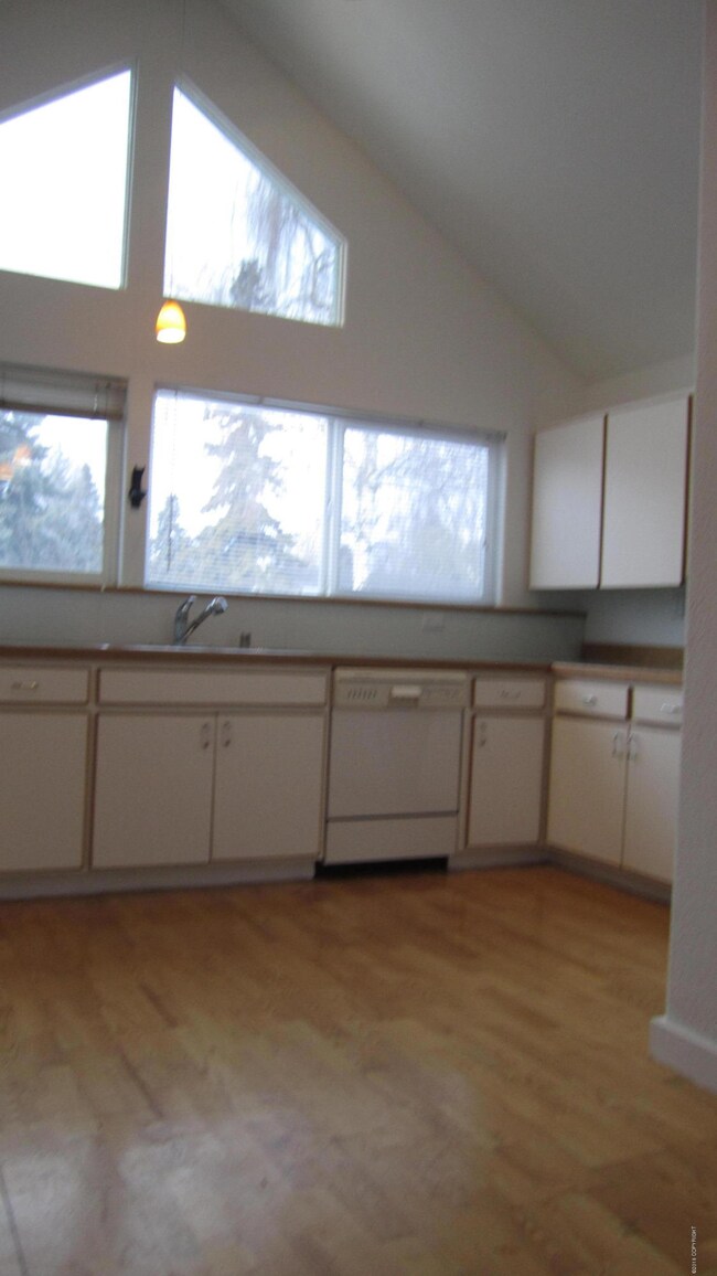 3646 Clay Products Dr, Anchorage, AK 99517 - photo 5