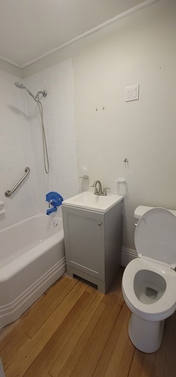 35 Avon St unit 1, Wakefield, MA 01880 - photo 7