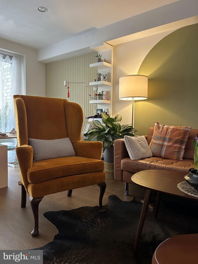 Potomac Plaza Terraces unit 216, Washington, DC 20037 - photo 7