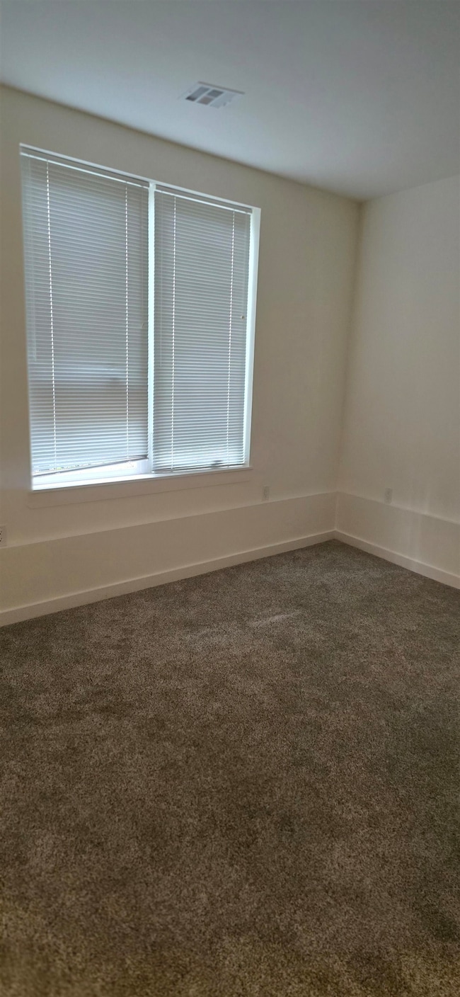 61 Virginia Ave unit 103, Jersey City, NJ 07304 - photo 6