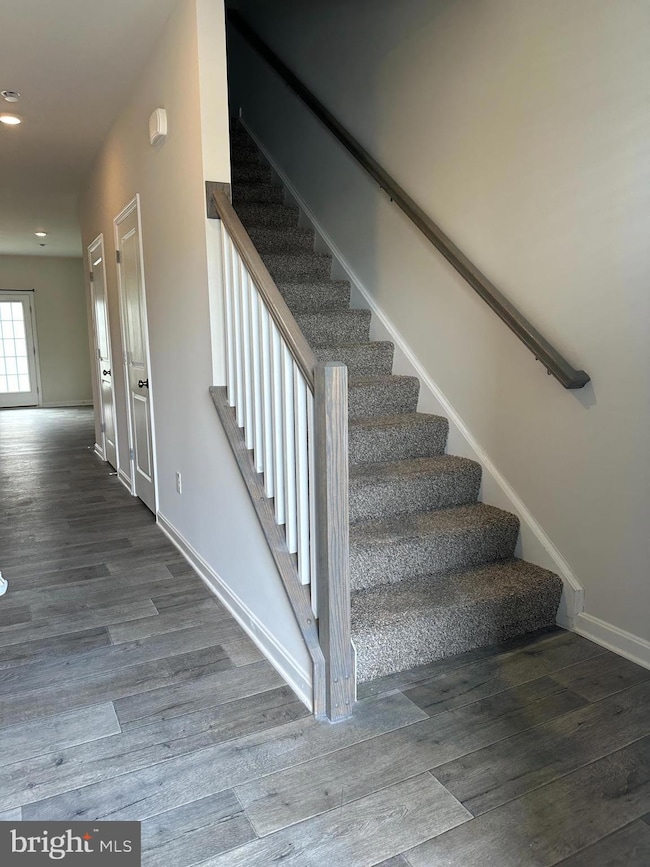 427 W Tevis St, Winchester, VA 22601 - photo 2