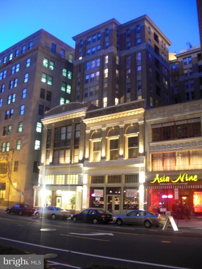 915 E St NW unit 1004, Washington, DC 20004 - photo 2