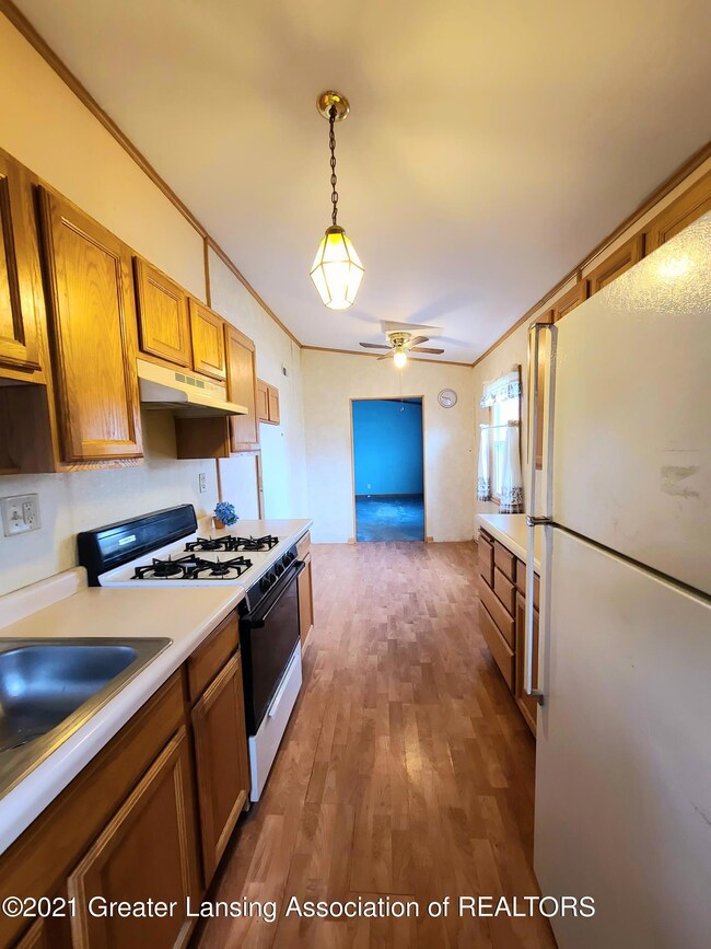 Kitchen/Dining