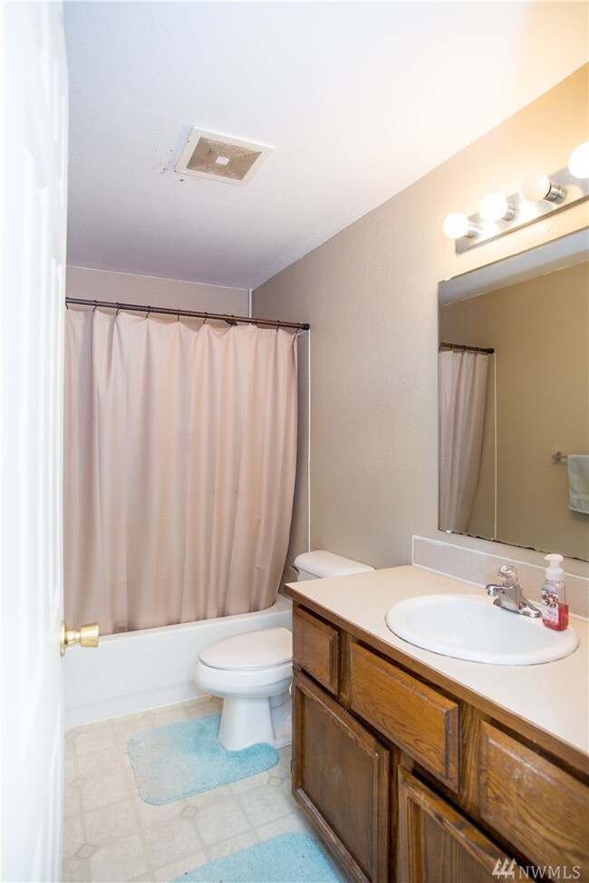 2902 13th St unit 4D, Everett, WA 98201 - photo 6