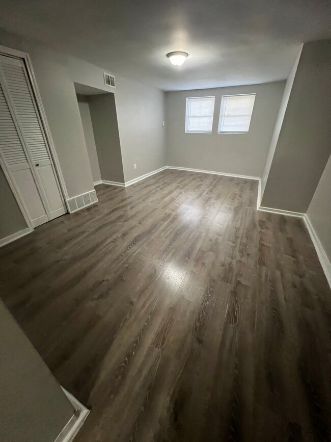 unlisted-address, Chicago, IL 60619 - photo 2