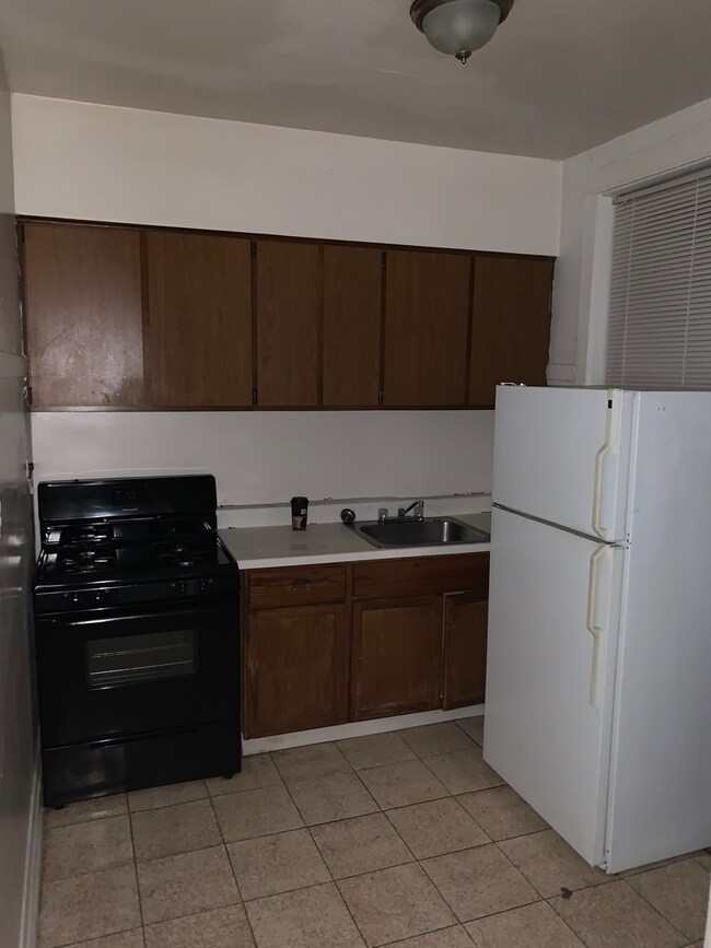 4022 N Mozart St unit 1, Chicago, IL 60618 - photo 3