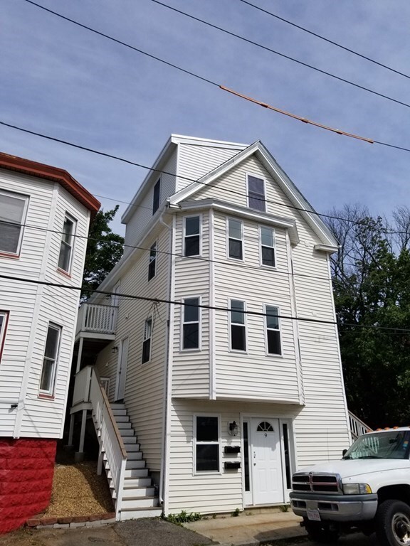 9 Mulberry St, Haverhill, MA 01830 - photo 3