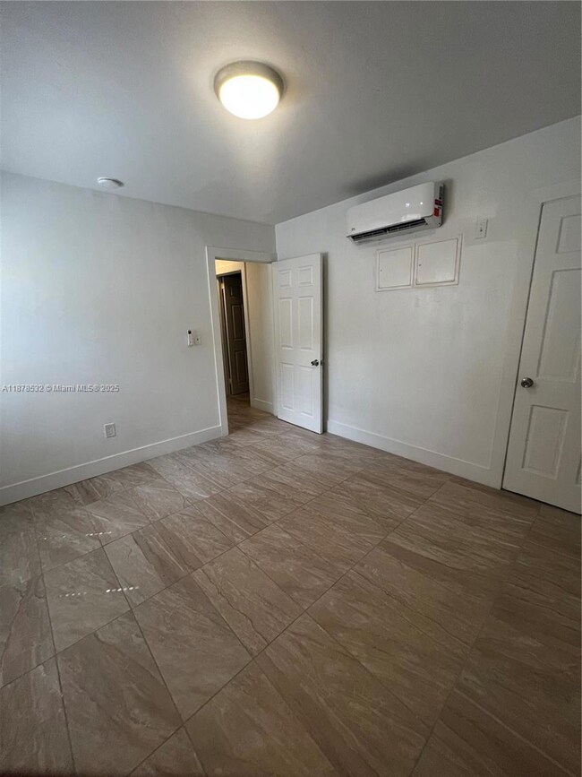11 Sidonia Ave unit 1, Coral Gables, FL 33134 - photo 7