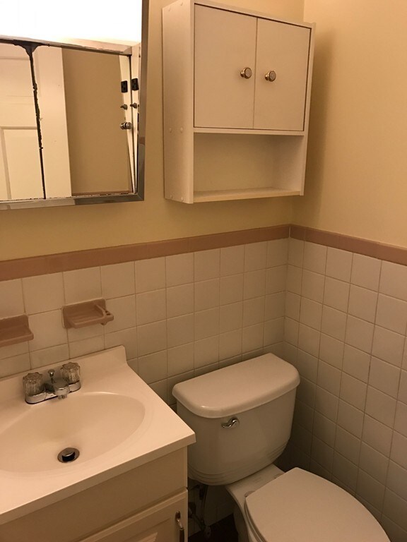 177 Pleasant Valley St unit D, Methuen, MA 01844 - photo 5