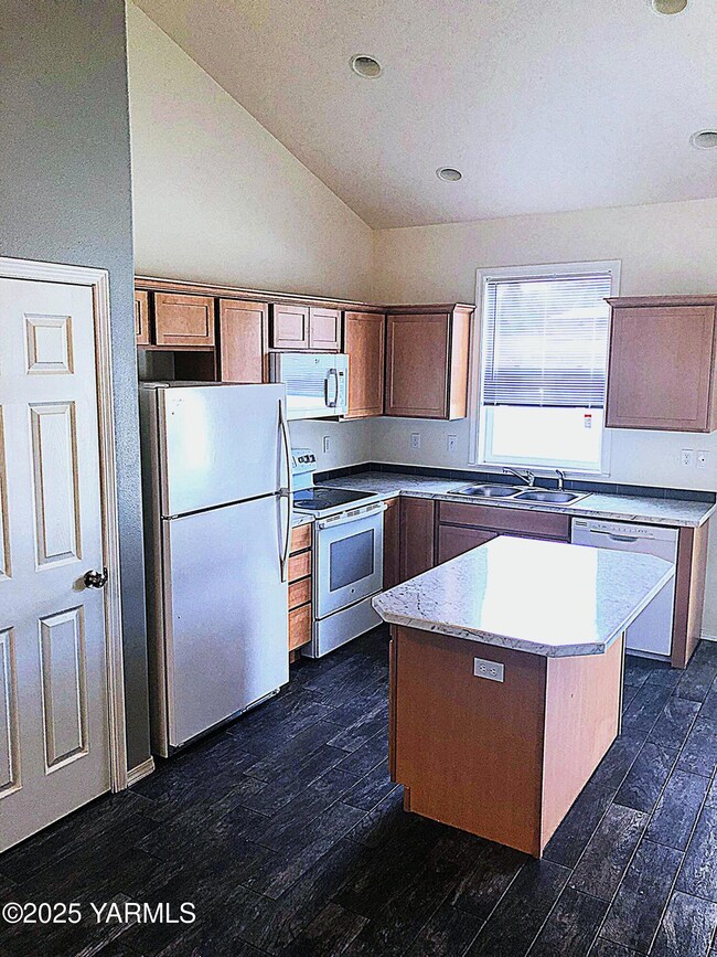 101 - Kitchen