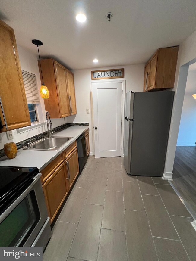 211 Highland Blvd, New Castle, DE 19720 - photo 7