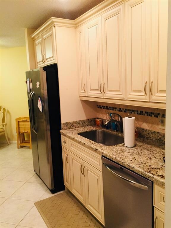New kitchen
