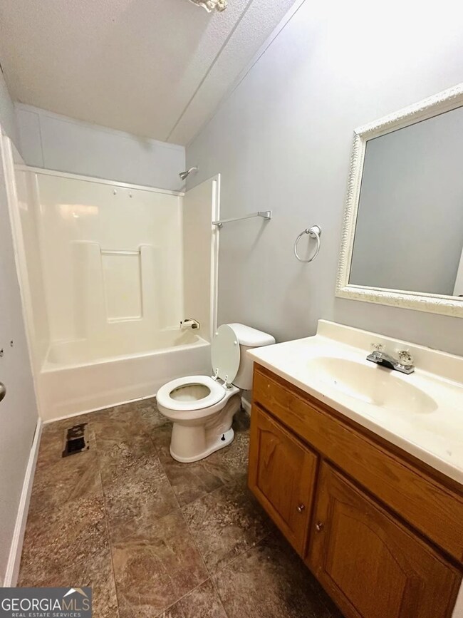 166 Whaley Farm Rd, McRae-helena, GA 31037 - photo 6