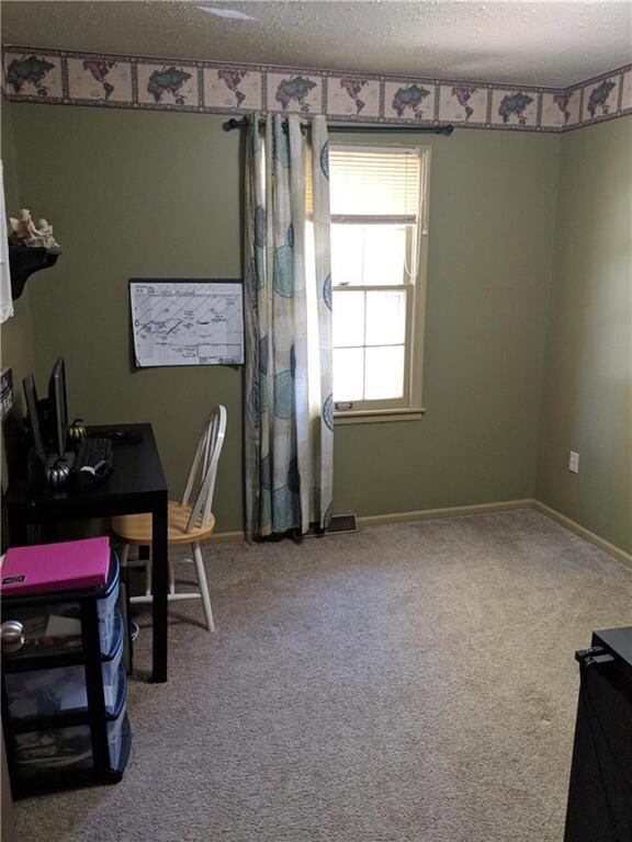 2002 SW Maple Ln, Oak Grove, MO 64075 - photo 5