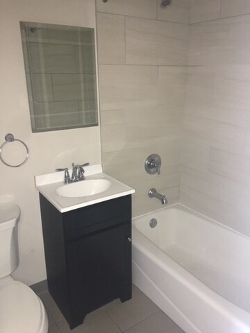 720 Crescent St unit 112, Wheaton, IL 60187 - photo 5