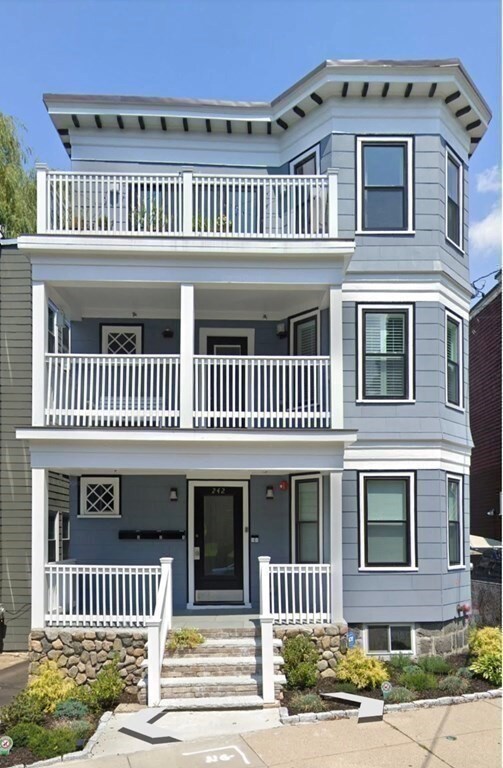 242 Poplar St unit 2, Roslindale, MA 02131 - photo 3