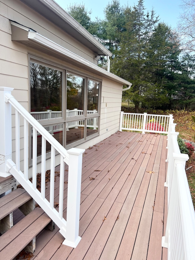 524 Saybrook Rd, Haddam, CT 06438 - photo 4