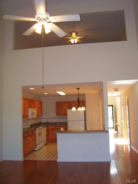 262 Park Ridge Dr, Easton, PA 18040 - photo 5