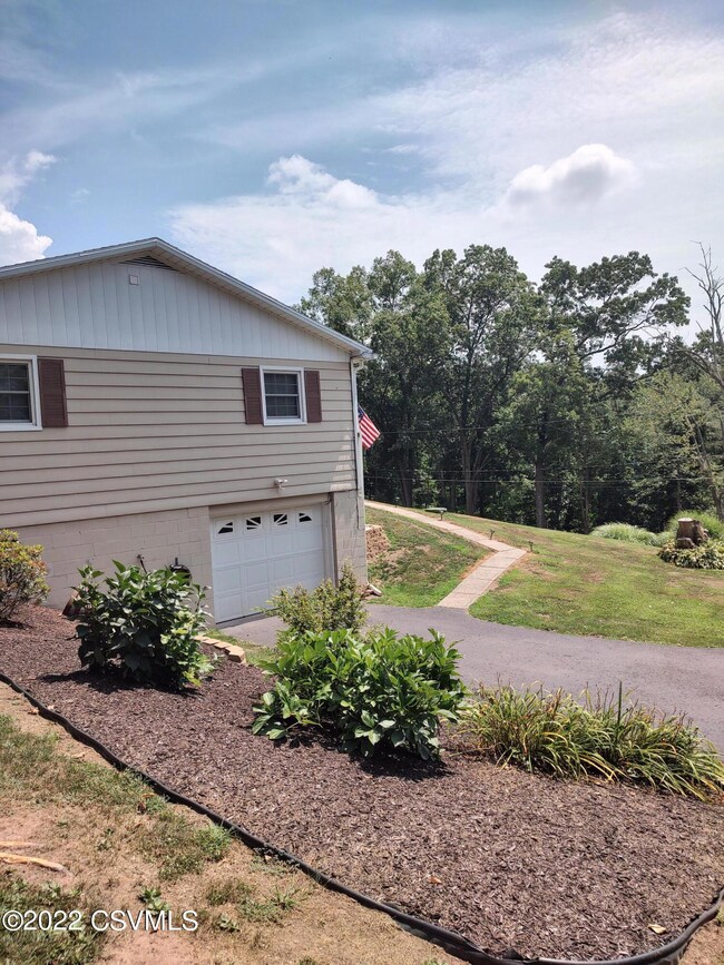 627 Knob Mountain Rd, Berwick, PA 18603 - photo 2