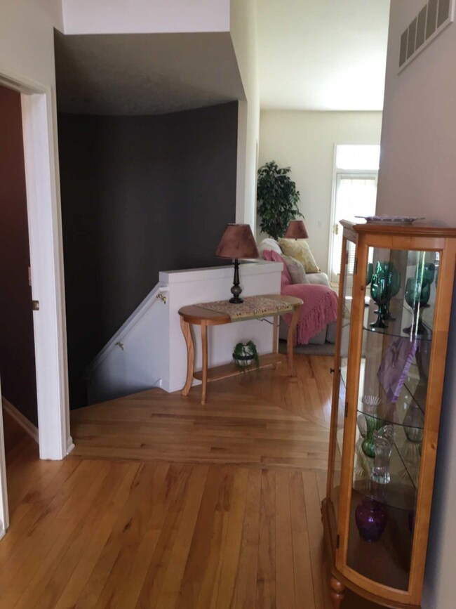 2478 Highridge Ln SE unit 15, Grand Rapids, MI 49546 - photo 4