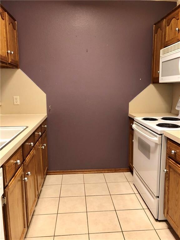 Great galley kitchen!