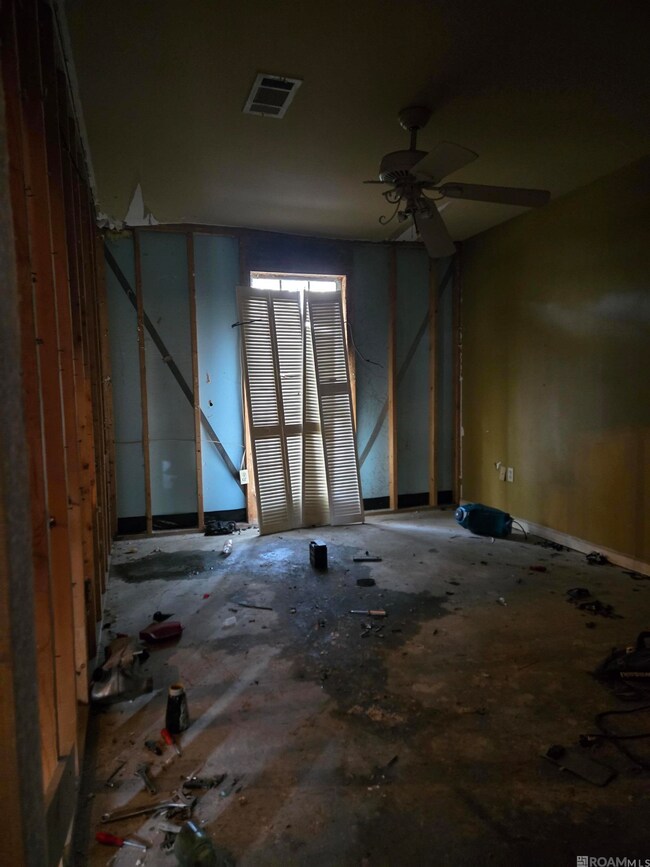 9076 Woodbine St, Baton Rouge, LA 70815 - photo 7