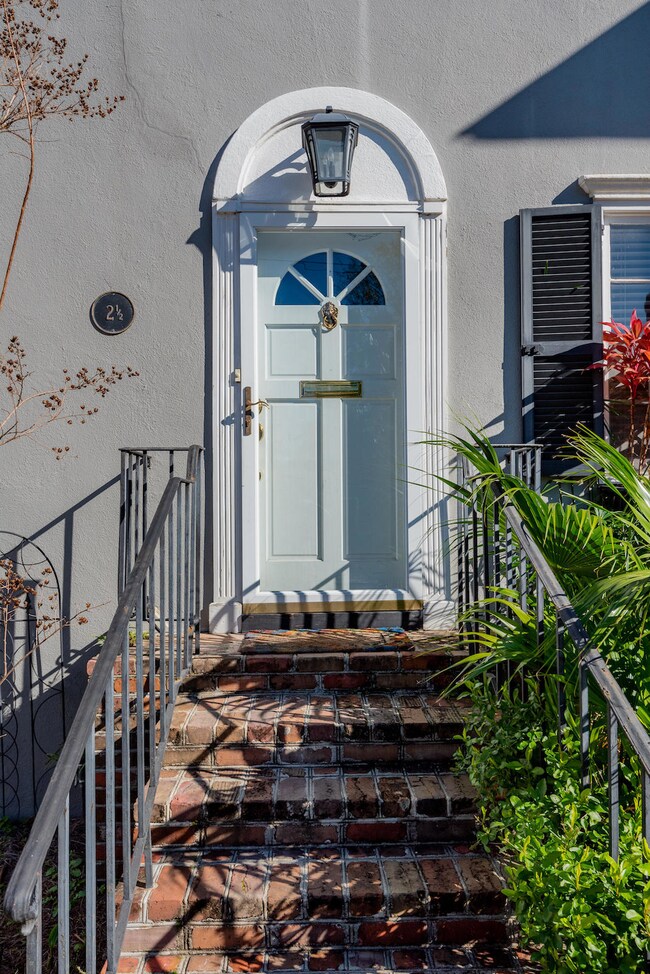 2.5ColonialStreet-KeenEyeMarketing-5