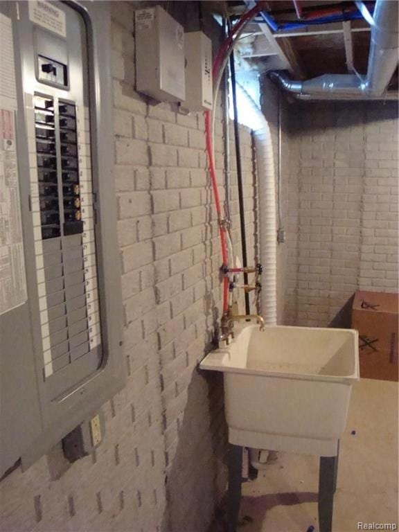 4814 Wayburn St, Detroit, MI 48224 - photo 7