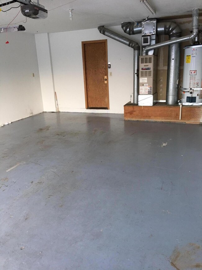 5401 Windflower Cir unit A, Anchorage, AK 99507 - photo 2