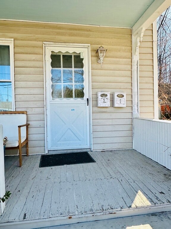 21 Franklin St, Millers Falls, MA 01349 - photo 4