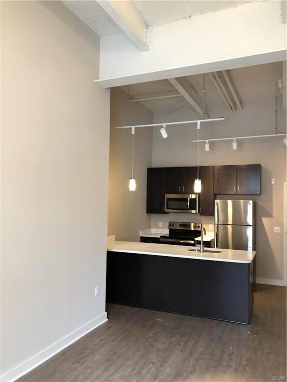 124 W Union Blvd unit 210, Bethlehem, PA 18018 - photo 2