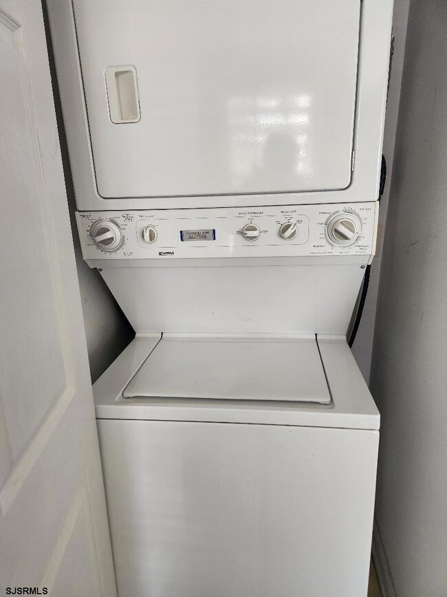 25 Chesapeake Dr unit 4, Galloway, NJ 08205 - photo 6