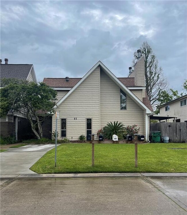 11 Brandon Hall UNIT D