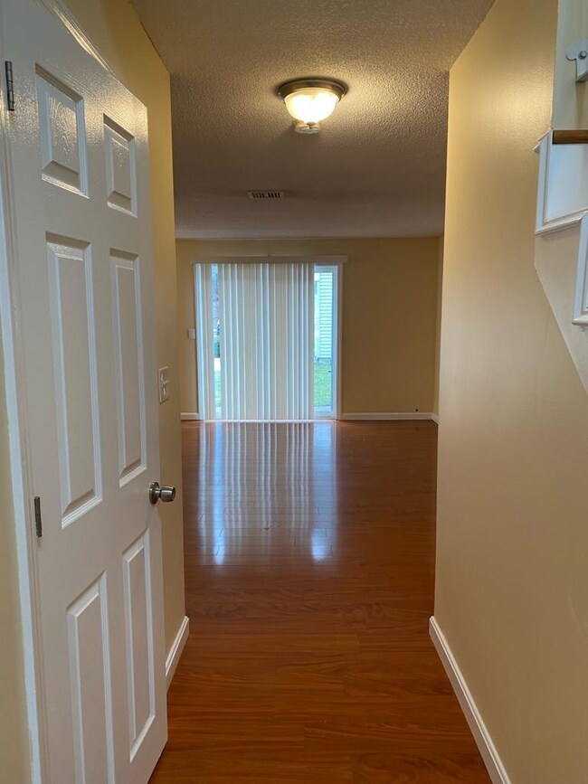 344 Elm St unit 43, Milford, NH 03055 - photo 7