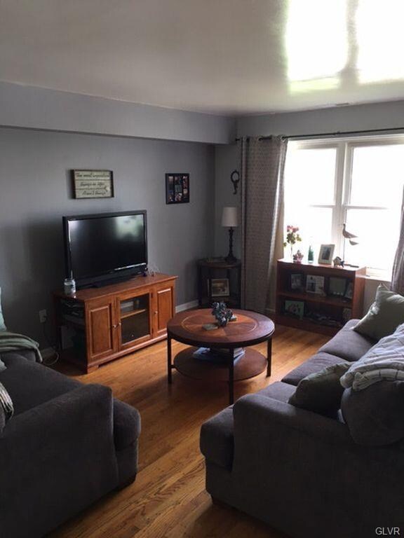 23 Eisenhower Cir, Whitehall, PA 18052 - photo 5