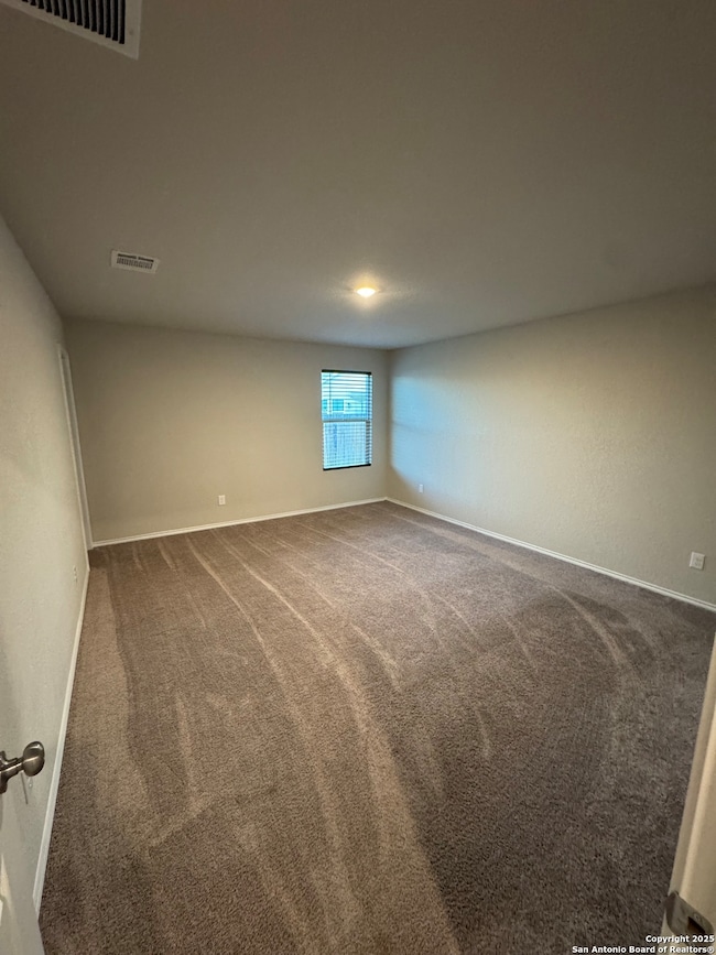 10531 Varmus Dr, Converse, TX 78109 - photo 5