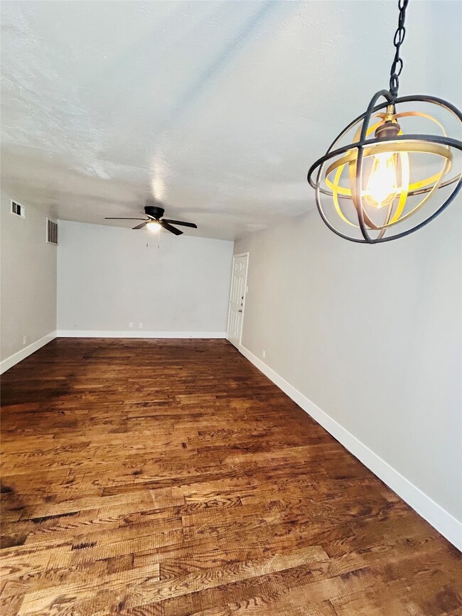 2211 S Vernon Ave unit 207, Dallas, TX 75224 - photo 6