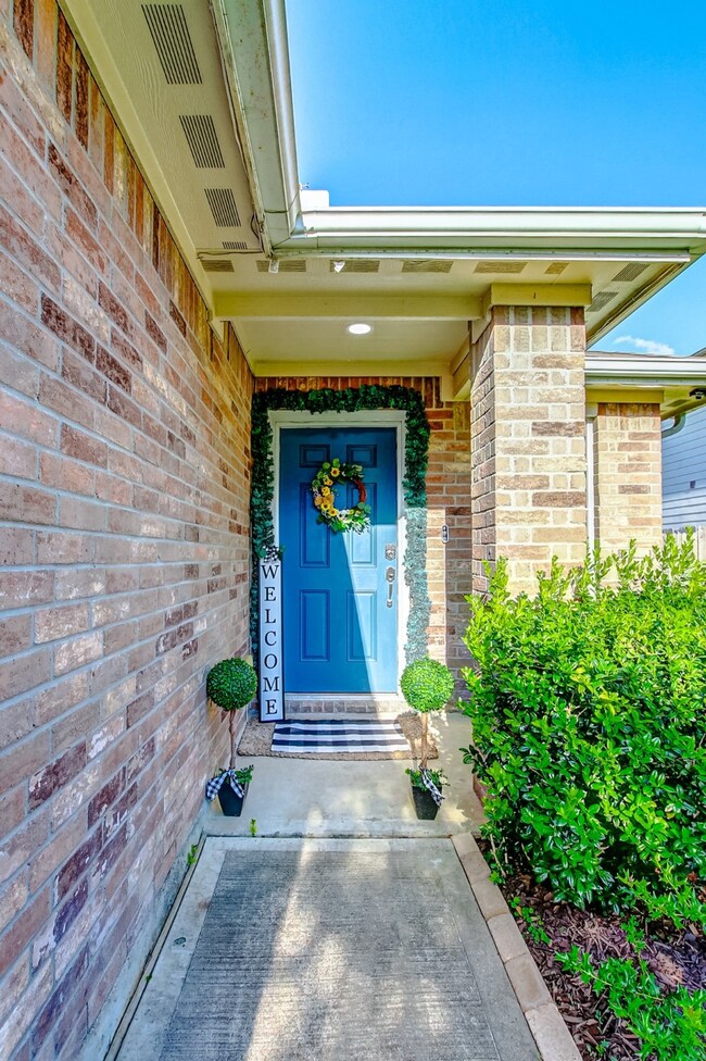 17226 Hawks Landing Dr, Hockley, TX 77447 - photo 3