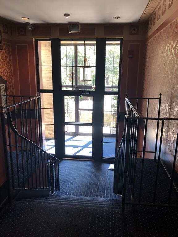 7 Henchman St unit 302, Boston, MA 02113 - photo 6