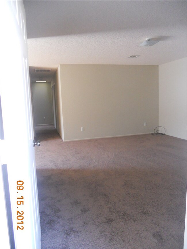 8769 E 39th Place, Yuma, AZ 85365 - photo 6