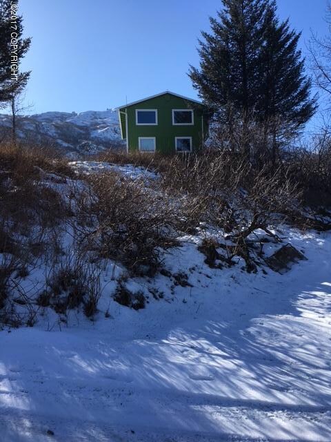 Mountain/Ocean Views!