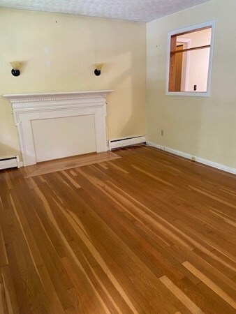 57 Plain St, Upton, MA 01568 - photo 4